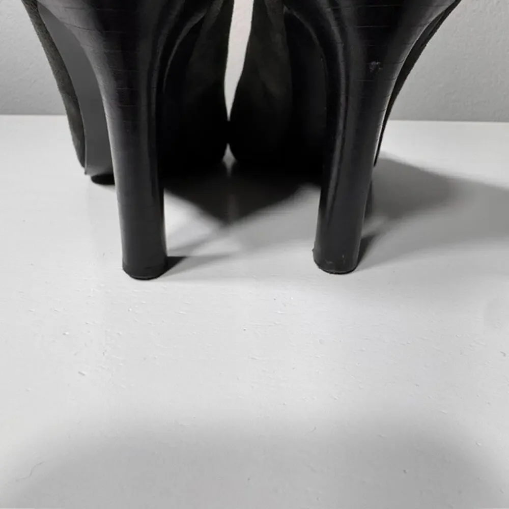 Lauren Ralph Lauren Suede Pumps Womens Size 9B Olive Green Round Toe Heels